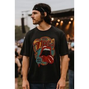 The Stones Graphic Band T-Shirt XXL Rock Music Tee Vtg Style Concert Punk Unisex